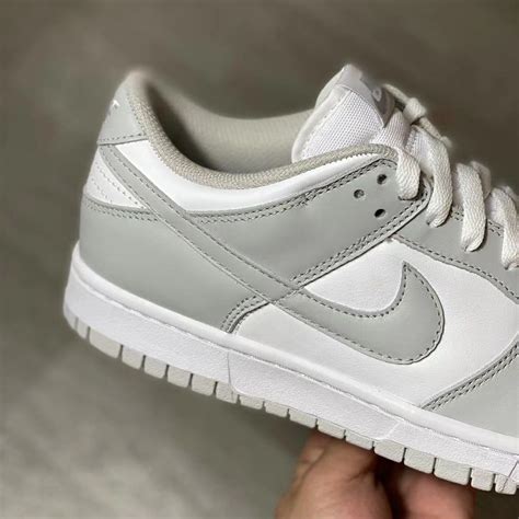 women's nike low dunks